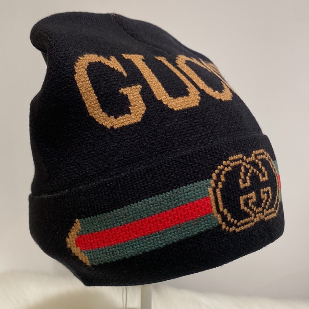 Gucci Black Beanie with Gold Logo and Green-Red Stripe - Picture 4 of 7